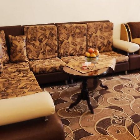 Apartments Azatutyan Avenue 9, Кв 19 Єреван Екстер'єр фото