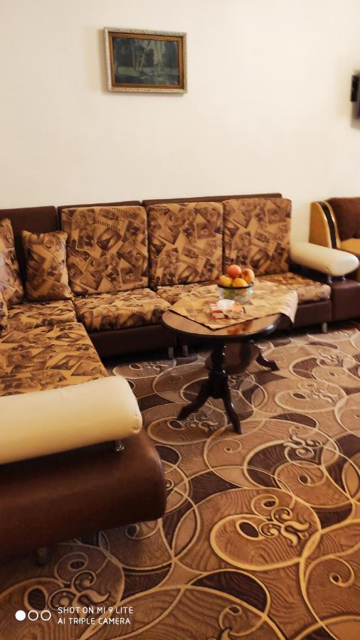 Apartments Azatutyan Avenue 9, Кв 19 Єреван Екстер'єр фото