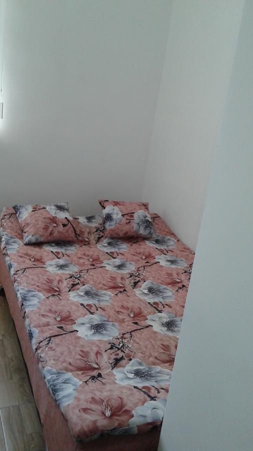 Apartments Azatutyan Avenue 9, Кв 19 Єреван Екстер'єр фото
