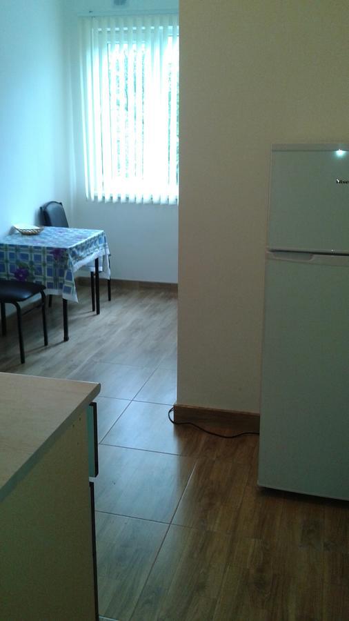 Apartments Azatutyan Avenue 9, Кв 19 Єреван Екстер'єр фото